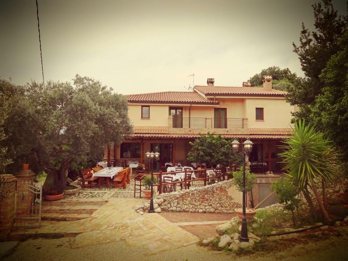 Casale Del Sole Bed & Breakfast Cepagatti Екстериор снимка