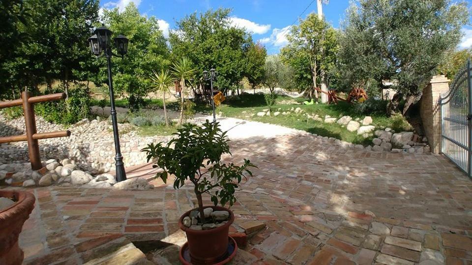 Casale Del Sole Bed & Breakfast Cepagatti Екстериор снимка